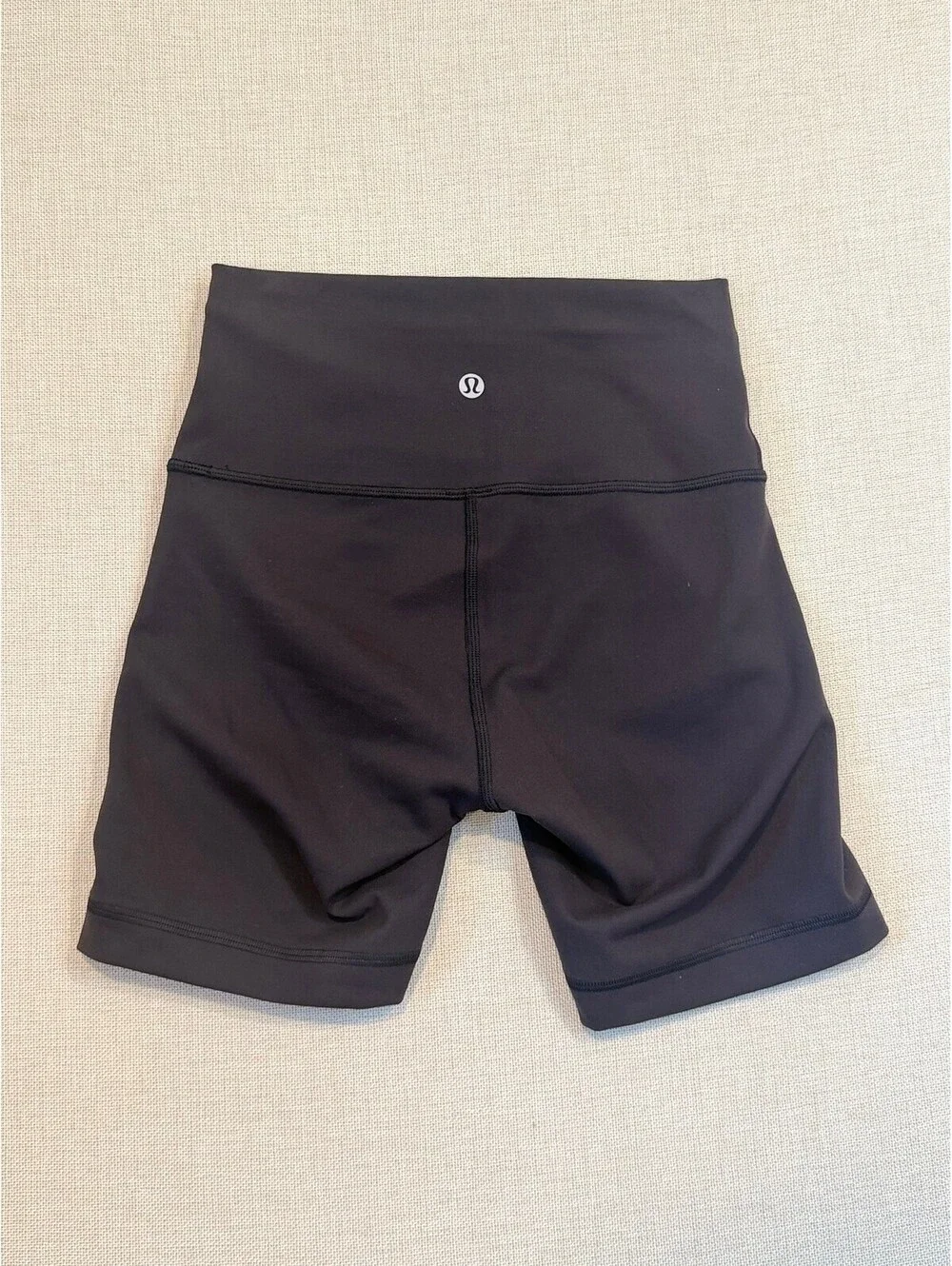 Lululemon Wunder Train High-Rise Short 6